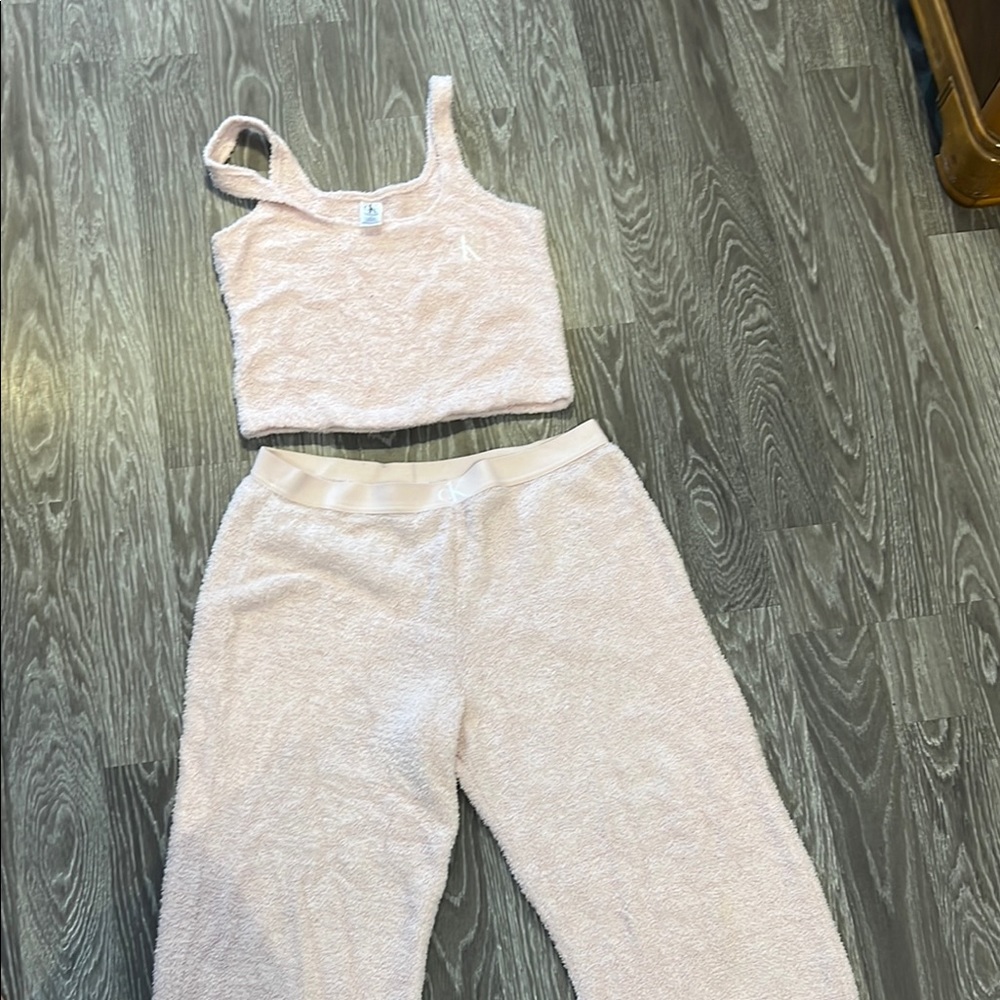 Calvin Klein baby pink lounge set